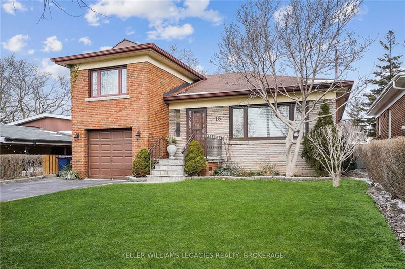 Preview image for 15 Holford Cres, Toronto