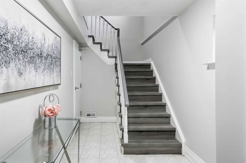 Preview image for 237 Braymore Blvd, Toronto