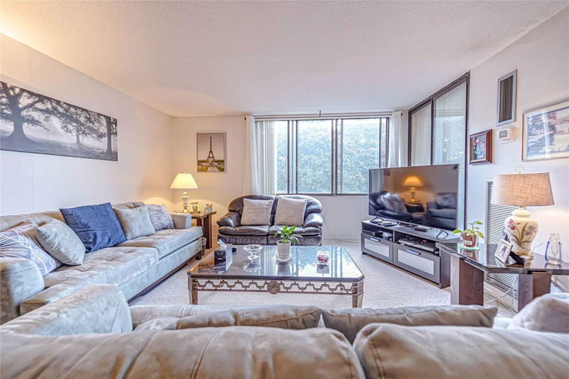Preview image for 2330 Bridletowne Circ #304, Toronto