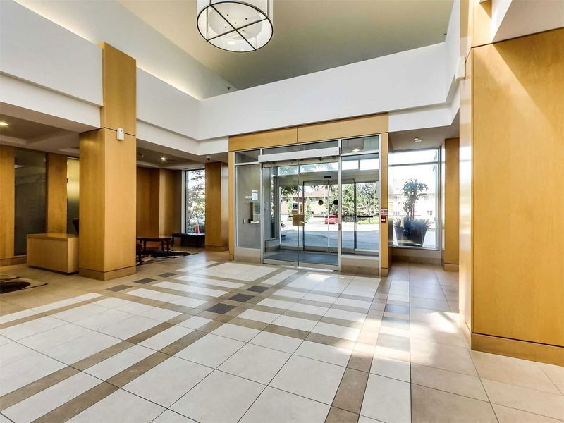 Preview image for 18 Mondeo Dr #725, Toronto
