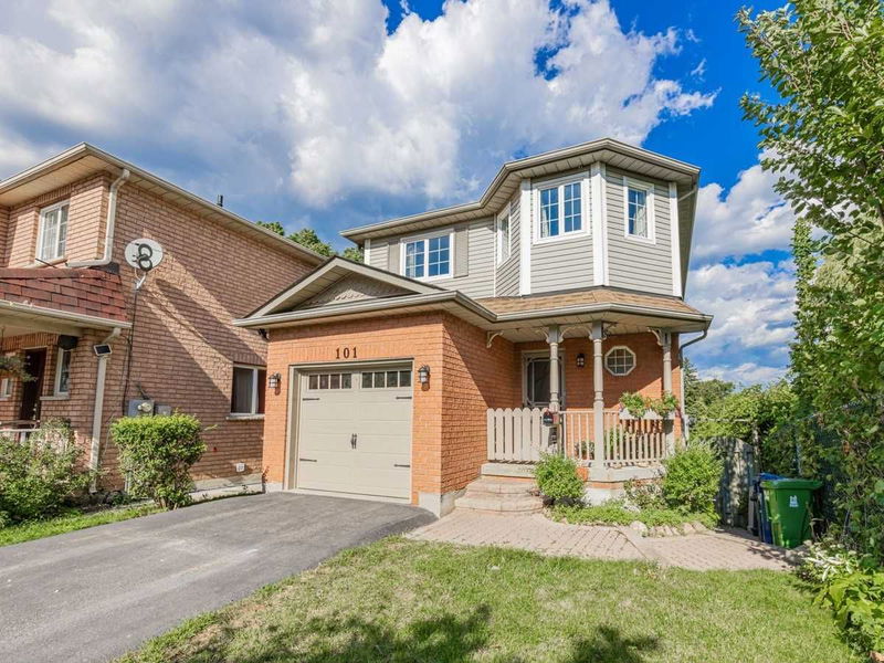 Preview image for 101 Piperbrook Cres, Toronto