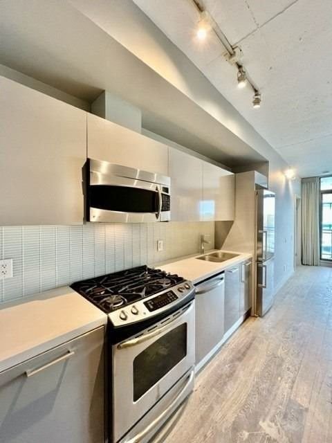 Preview image for 319 Carlaw Ave #906, Toronto