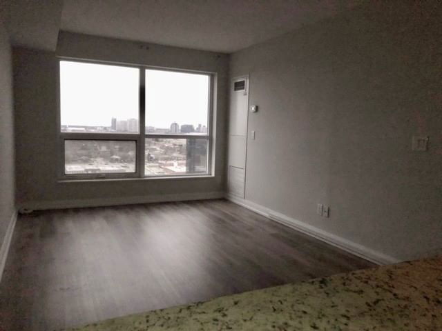 Preview image for 151 Village Green Sq #1910, Toronto