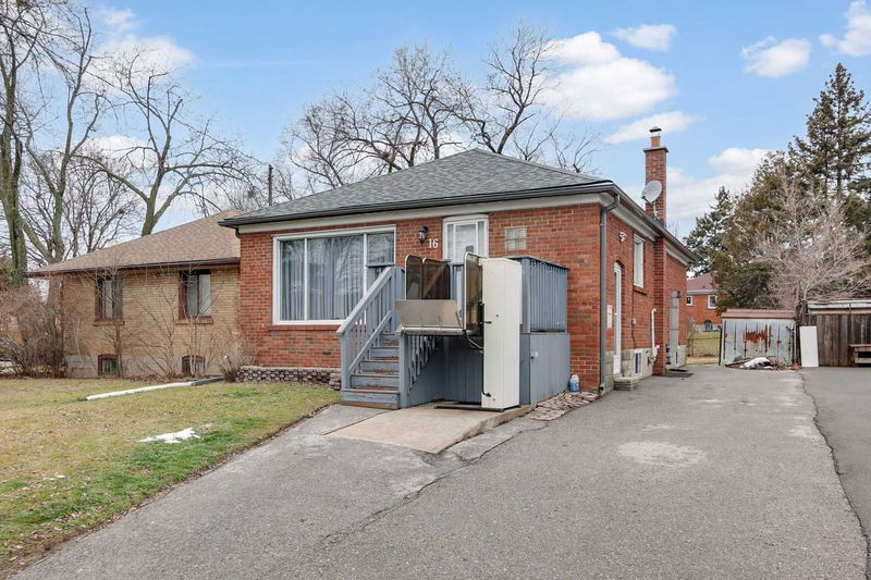 Preview image for 16 Seminole Ave, Toronto