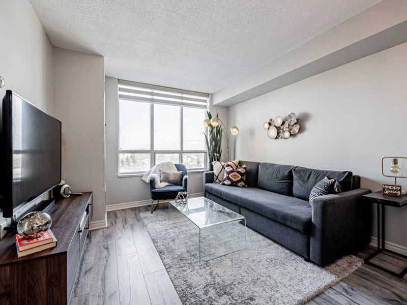 Preview image for 2627 Mccowan Rd #909, Toronto