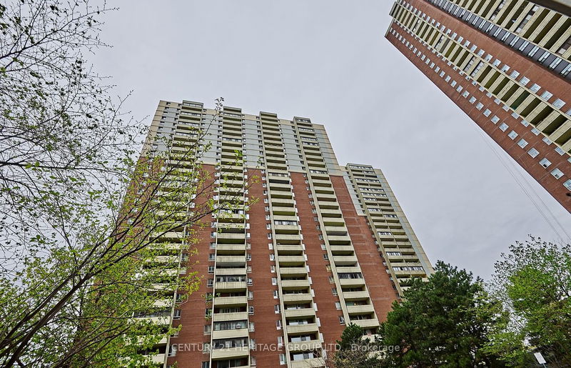 Preview image for 1 Massey Sq #804, Toronto