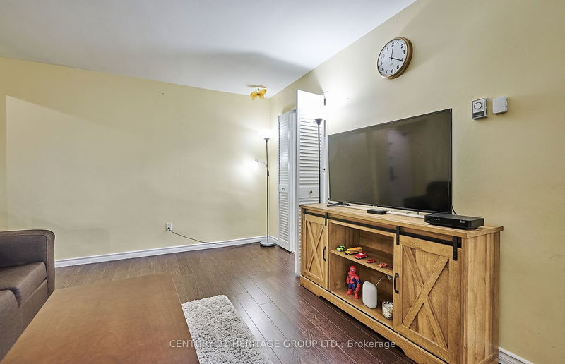 Preview image for 1 Massey Sq #804, Toronto