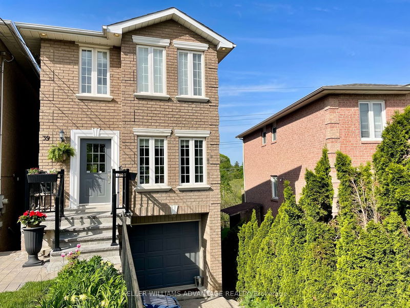 Preview image for 39 Westlake Cres, Toronto