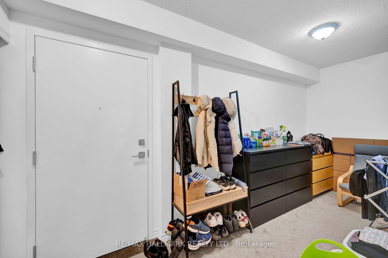 Preview image for 1 Falaise Rd #502, Toronto