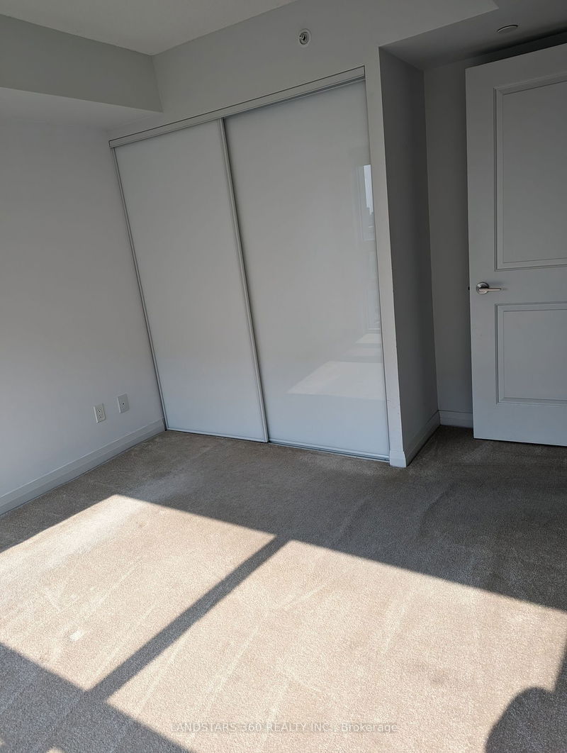 Preview image for 30 Meadowglen Pl #1004, Toronto