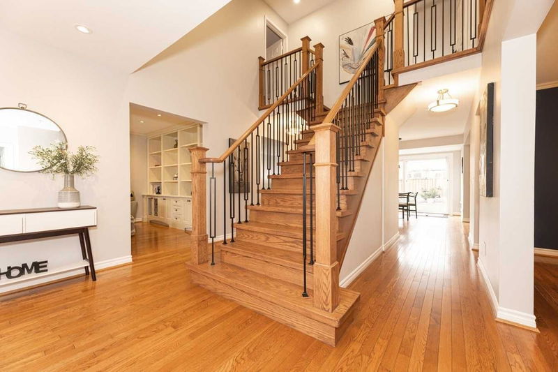 Preview image for 556 Ashfield Crt, Pickering