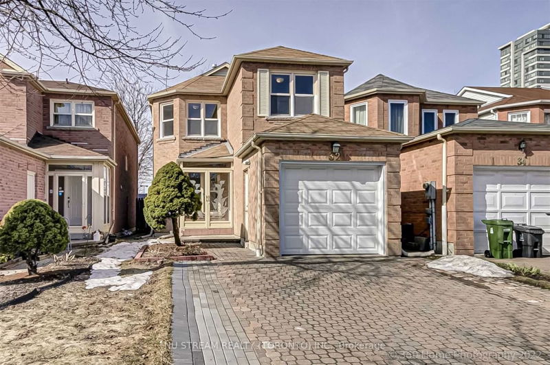 Preview image for 32 Staverton Crt, Toronto