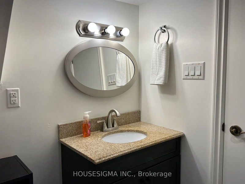 Preview image for 256 Woodbine Ave, Toronto