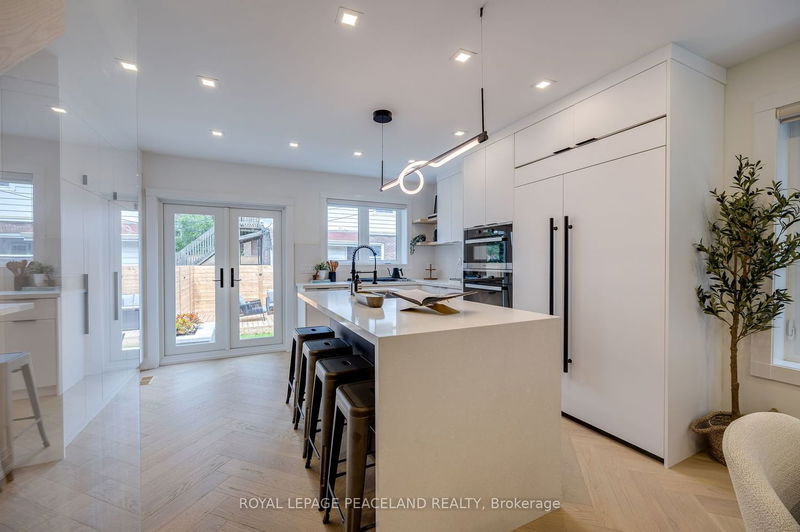 Preview image for 806 Kingston Rd, Toronto