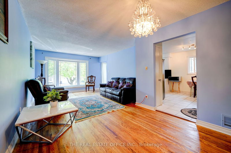 Preview image for 55 Fred Bland Cres, Toronto