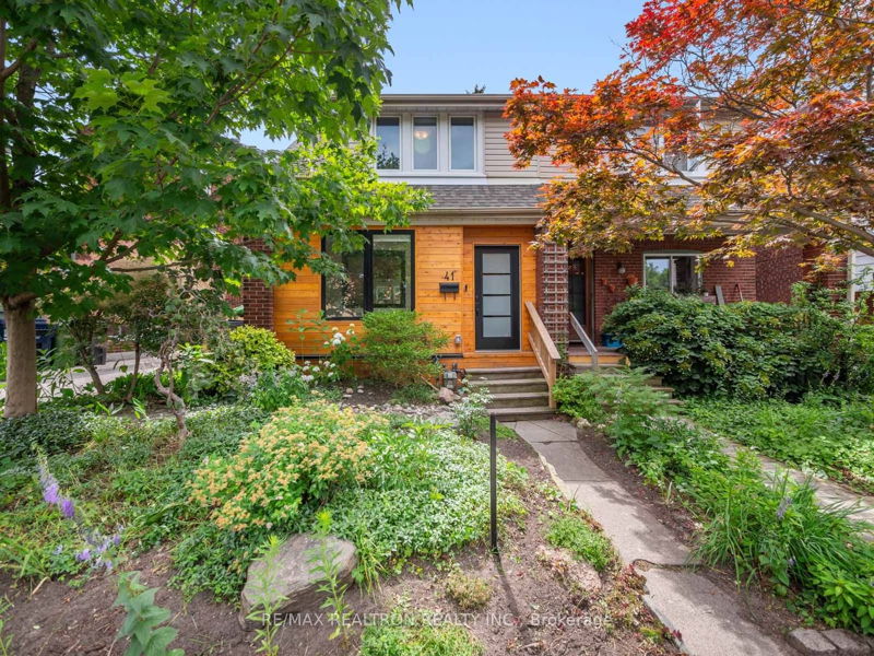 Preview image for 41 Oakcrest Ave, Toronto