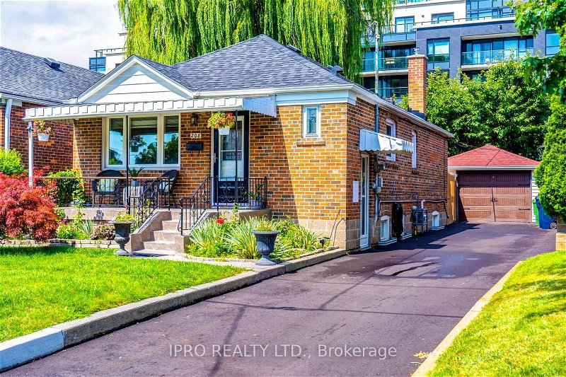 Preview image for 208 Westview Blvd, Toronto