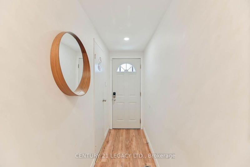 Preview image for 44 Chester Le Blvd #12, Toronto