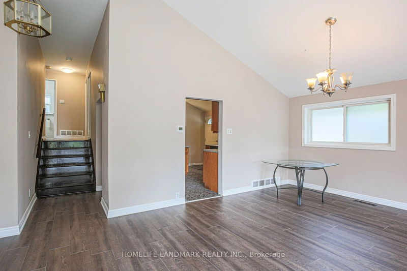 Preview image for 55 Munson Cres, Toronto