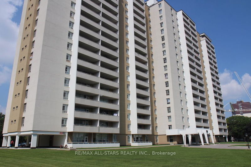 Preview image for 2550 Pharmacy Ave #209, Toronto