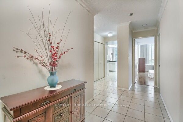 Preview image for 225 Bamburgh Circ #103, Toronto