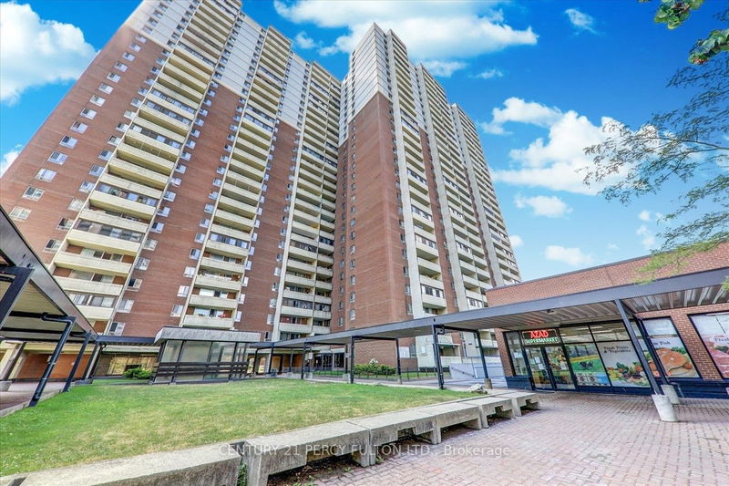 Preview image for 5 Massey Sq #2217, Toronto