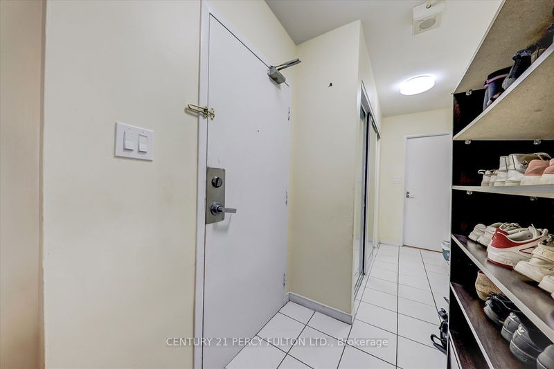 Preview image for 5 Massey Sq #2217, Toronto