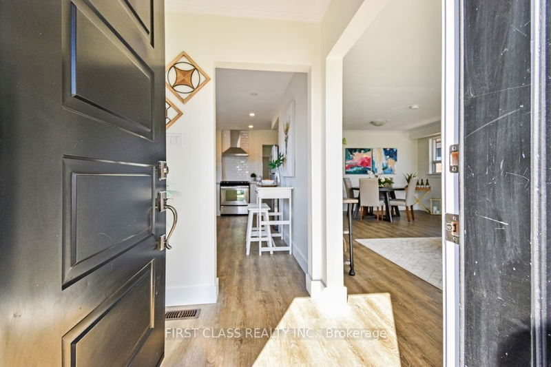 Preview image for 24 Fintona Ave, Toronto