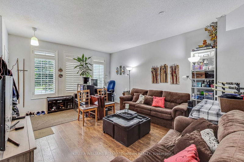 Preview image for 397 Beechgrove Dr #65, Toronto