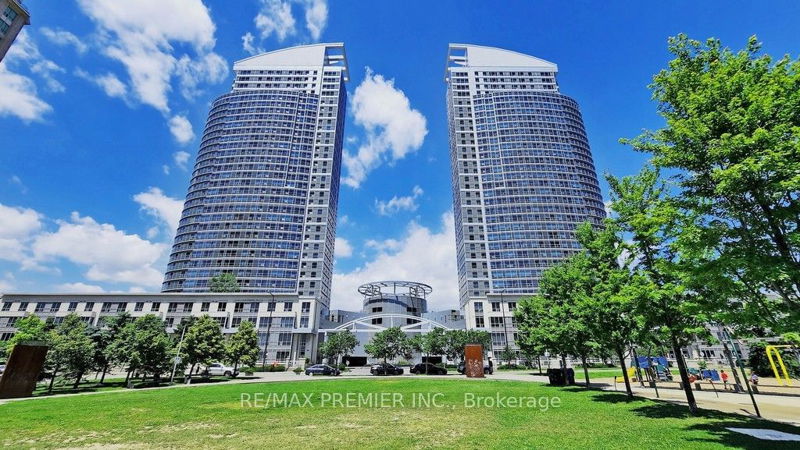 Preview image for 36 Lee Centre Dr #3010, Toronto
