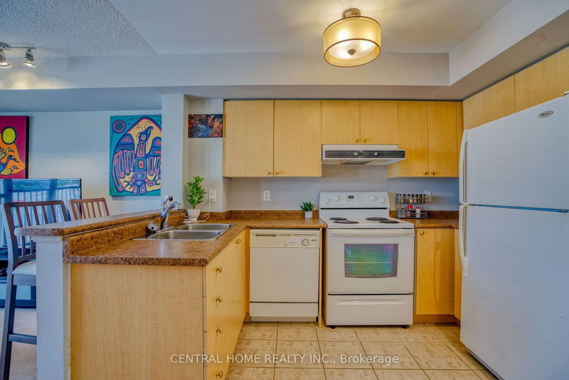 Preview image for 3650 Kingston Rd #520, Toronto