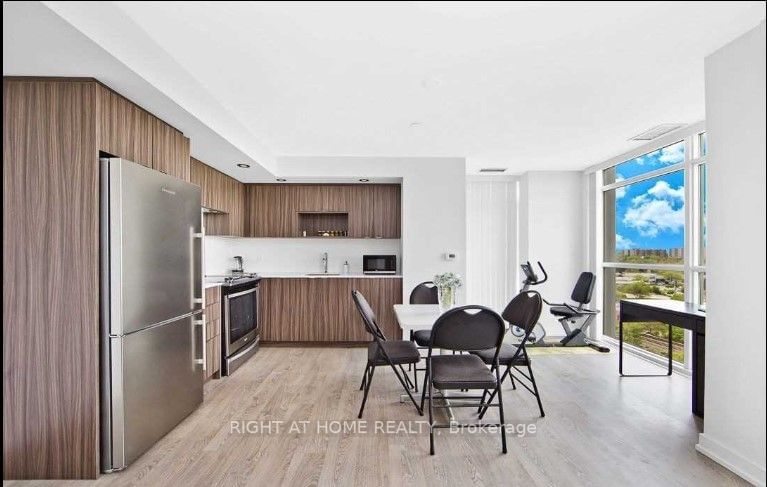 Preview image for 225 Village Green Sq #1003, Toronto