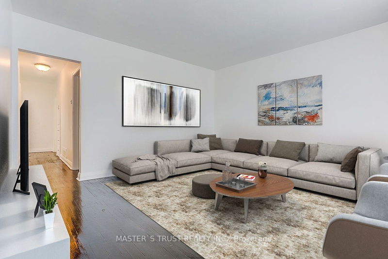 Preview image for 1032 Kennedy Rd, Toronto