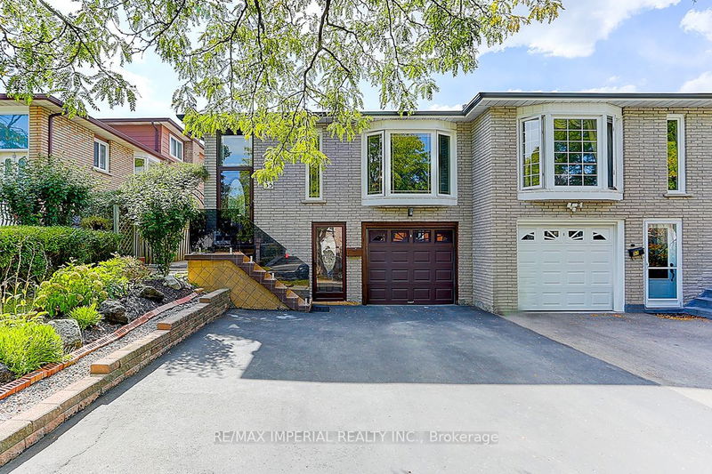 Preview image for 55 Fred Bland Cres, Toronto