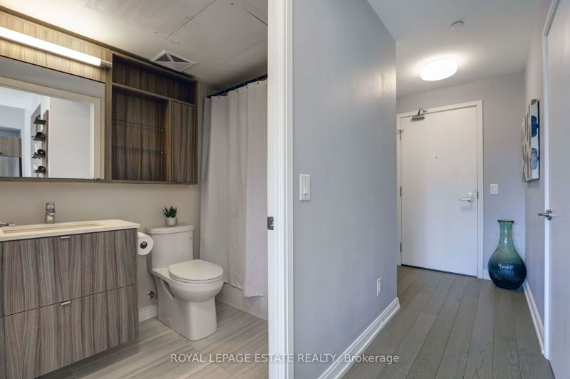 Preview image for 1100 Kingston Rd #217, Toronto