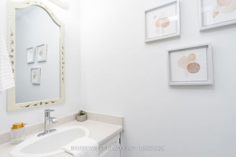 Preview image for 15 Guildwood Pkwy #16, Toronto