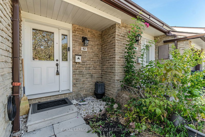 Preview image for 82 Malvern St, Toronto