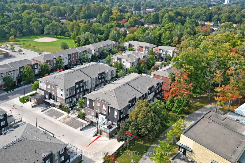 Preview image for 35 Heron Park Pl #1, Toronto
