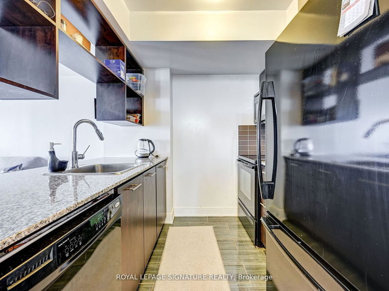 Preview image for 125 Village Green Sq #3807, Toronto