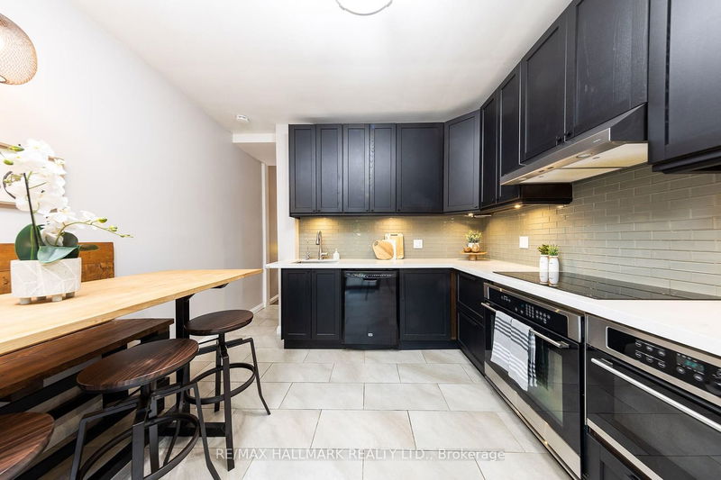 Preview image for 166 Hiawatha Rd W, Toronto