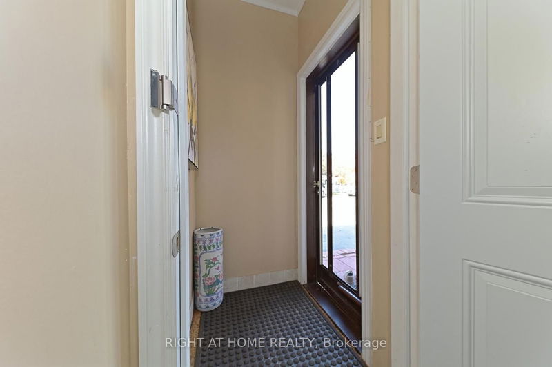 Preview image for 3 Delbert Dr, Toronto