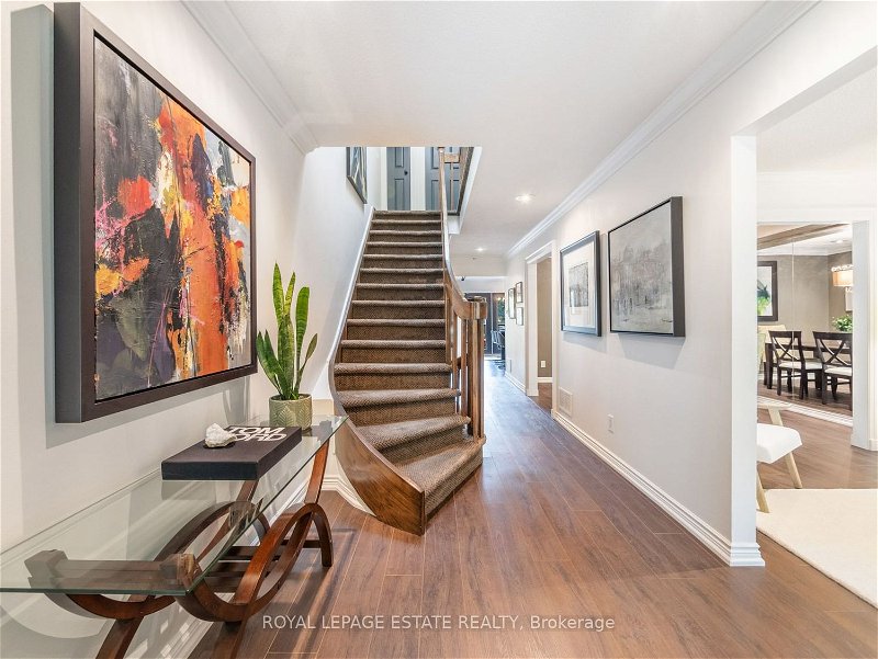 Preview image for 139 Blantyre Ave, Toronto