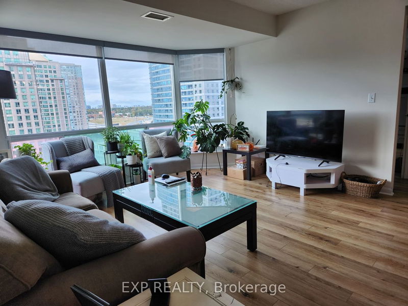 Preview image for 1 Lee Centre Dr #1511, Toronto