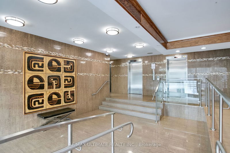 Preview image for 15 Torrance Rd #304, Toronto