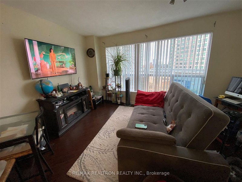 Preview image for 38 Lee Centre Dr #606, Toronto