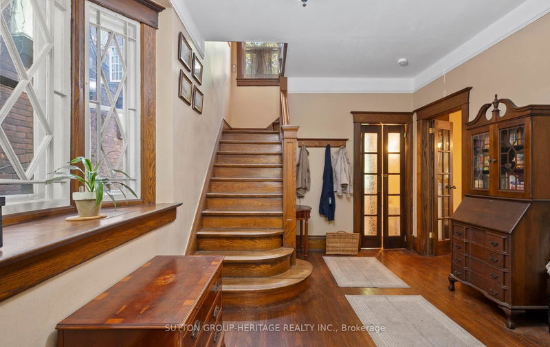 Preview image for 300 Beech Ave, Toronto