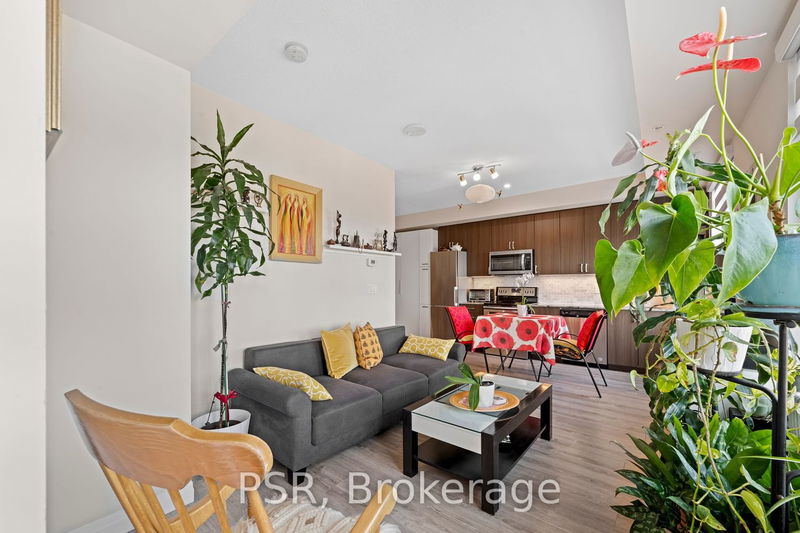 Preview image for 22 East Haven Dr #913, Toronto