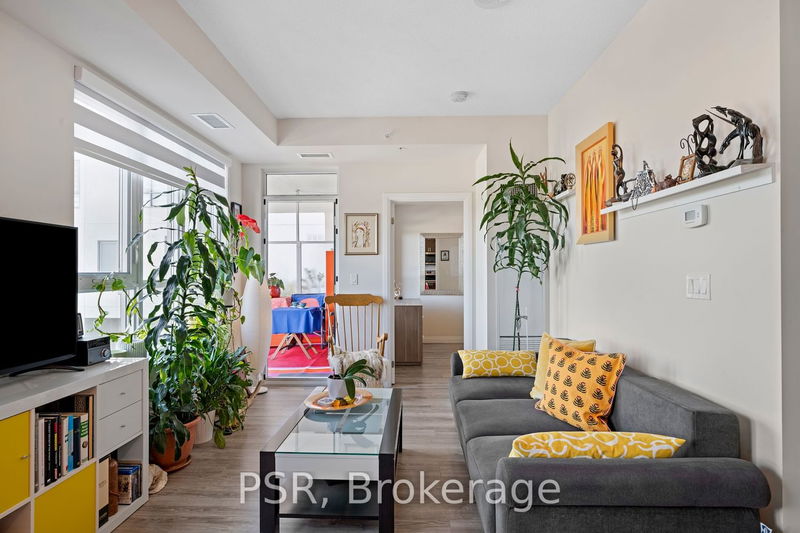 Preview image for 22 East Haven Dr #913, Toronto