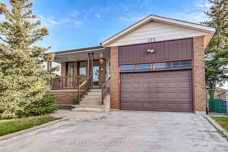 Preview image for 172 Robbinstone Dr, Toronto