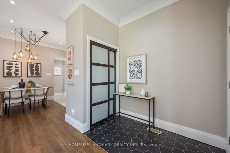Preview image for 25 Gaiety Dr, Toronto